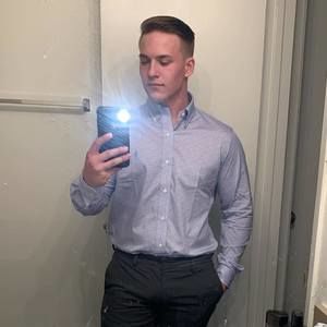 Meet your Posher, Logan